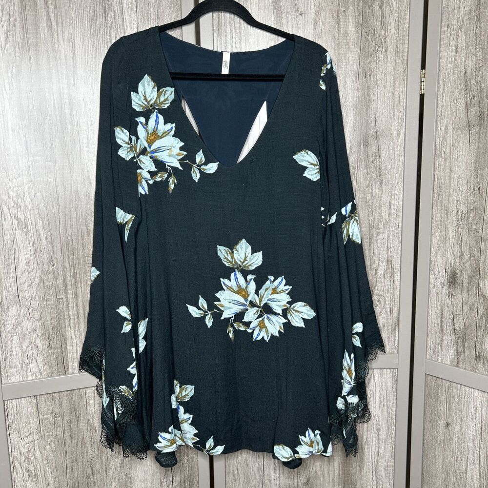 Free People Mini Dress Floral Print Lace Trim Sleeve Wanderer Back Cut Out Sz S